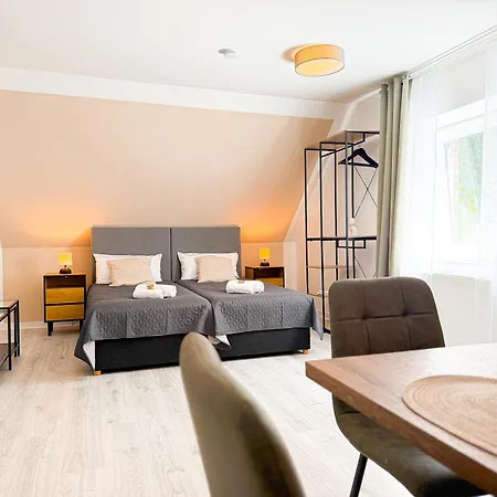 ImmoStay I#2- Apartment mit Garten&Privatparkplatz, WiFi&TV * Bremen