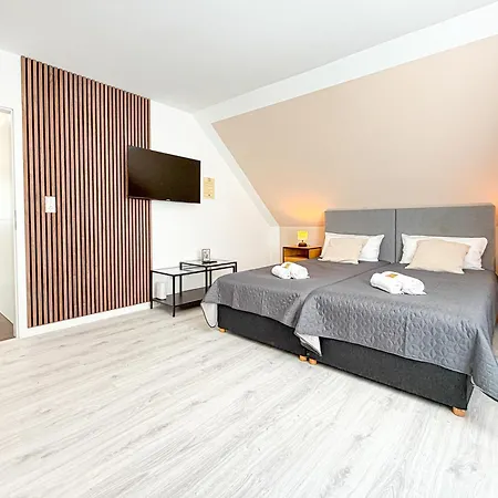 ImmoStay I#2- Apartment mit Garten&Privatparkplatz, WiFi&TV Apartment
