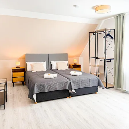 ImmoStay I#2- Apartment mit Garten&Privatparkplatz, WiFi&TV * Bremen