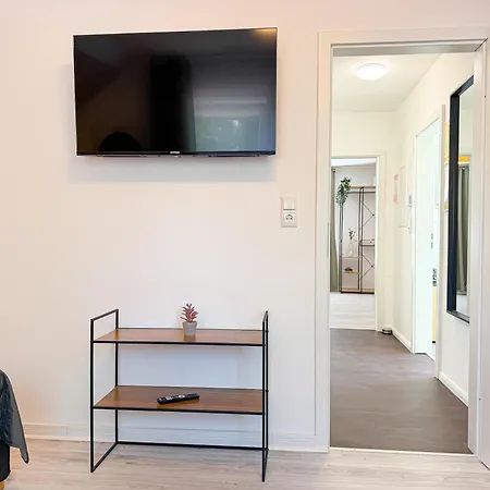 ImmoStay I#2- Apartment mit Garten&Privatparkplatz, WiFi&TV *