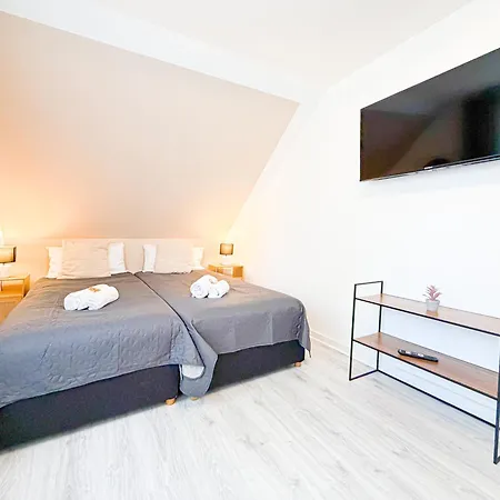 ImmoStay I#2- Apartment mit Garten&Privatparkplatz, WiFi&TV *