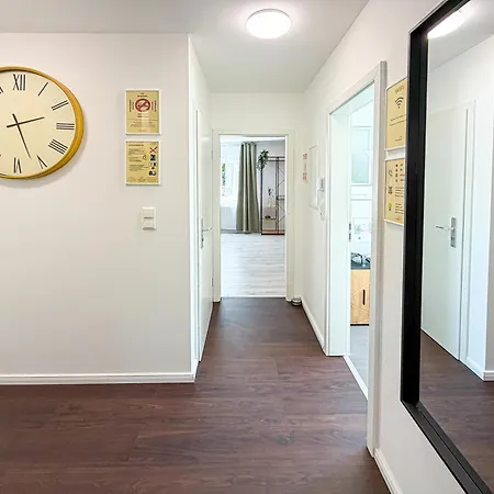 Apartment ImmoStay I#2- Apartment mit Garten&Privatparkplatz, WiFi&TV