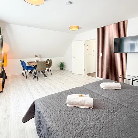 ImmoStay I#2- Apartment mit Garten&Privatparkplatz, WiFi&TV * Bremen