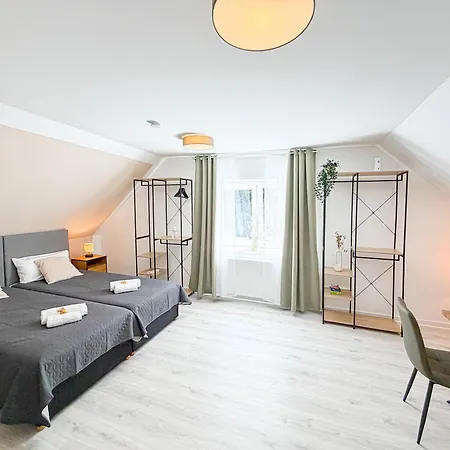 Apartment ImmoStay I#2- Apartment mit Garten&Privatparkplatz, WiFi&TV
