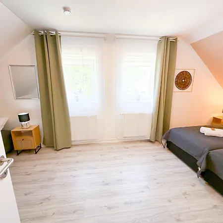 ImmoStay I#2- Apartment mit Garten&Privatparkplatz, WiFi&TV Bremen