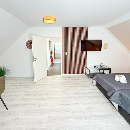 ImmoStay I#2- Apartment mit Garten&Privatparkplatz, WiFi&TV